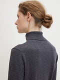 Knit basic turtleneck L
