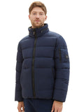 Puffer jacket with a hidden hood L
