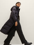 Puffer coat with a hood M
