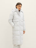 Puffer coat with a hood L
