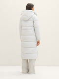 Puffer coat with a hood L