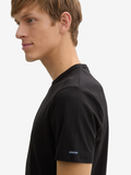 Slim fit T-shirt with stretch L