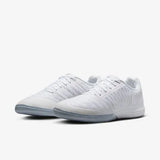 LUNARGATO II