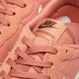 W Internationalist