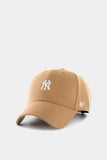 YANKEES BASE RUNNER SNAP
