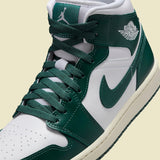 Air 1 MiD White/Green
