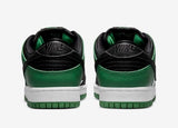 SB Dunk Low