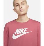 W NSW TEE ESSNTL LS ICON FTRA