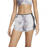 W NK ICON CLASH 10K SHORT