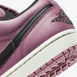 Air Jordan 1 Low Se Violet