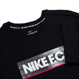 M NK FC TEE SEASONAL BLOCK
