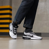 Air Max Flyknit Racer Grey