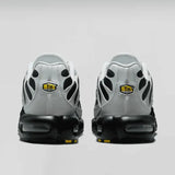 AIR MAX PLUS