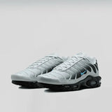 AIR MAX PLUS
