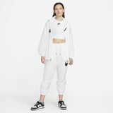 Sportswear Essential White