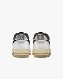 Air Force 1 '07 Black and Summit White 36.5