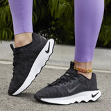 WMNS MOTIVA