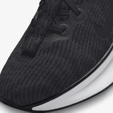 WMNS MOTIVA