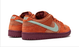 SB Dunk Low Mystic Red Rosewood