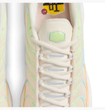 W AIR MAX PLUS