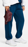 NK NSW ESSNTL CRSSBDY-MTL PULL 1L 20.5x12.5x5