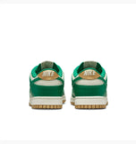 W DUNK LOW
