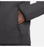 TECH FLEECE