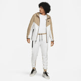 Tech Fleece Jogger White