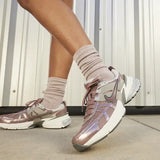 V2K Run 'Smokey Mauve'