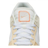Dunk Low SE
