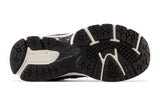 2002R Black (GS)