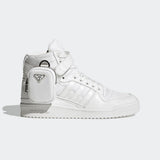 Forum x Prada