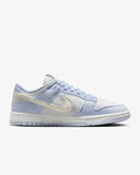 W Dunk Low