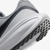 Revolution 8 “Light Smoke Grey / Smoke Grey / White / Black”