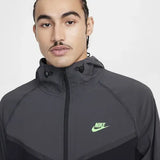 Techven Jacket Black