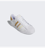 SUPERSTAR