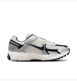 Wmns Zoom Vomero 5 'Photon Dust / Black / Phantom'