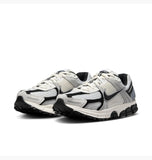 Wmns Zoom Vomero 5 'Photon Dust / Black / Phantom'