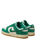 DUNK LOW SE
