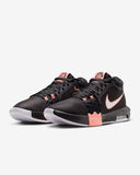 Nike Air LeBron Witness VIII