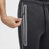 Sportswear Tech Fleece gray