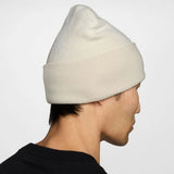 U PEAK BEANIE GIFT GVING AOJ