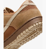W DUNK LOW
