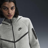 Sportswear Windrunner Tech Fleece Grey