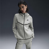Sportswear Windrunner Tech Fleece Grey