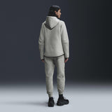Sportswear Windrunner Tech Fleece Grey