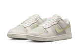WMNS DUNK LOW