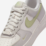 W AIR FORCE 1 07