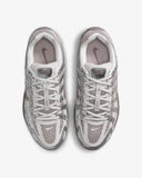 WMNS P-6000