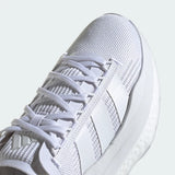 AVRYN X White